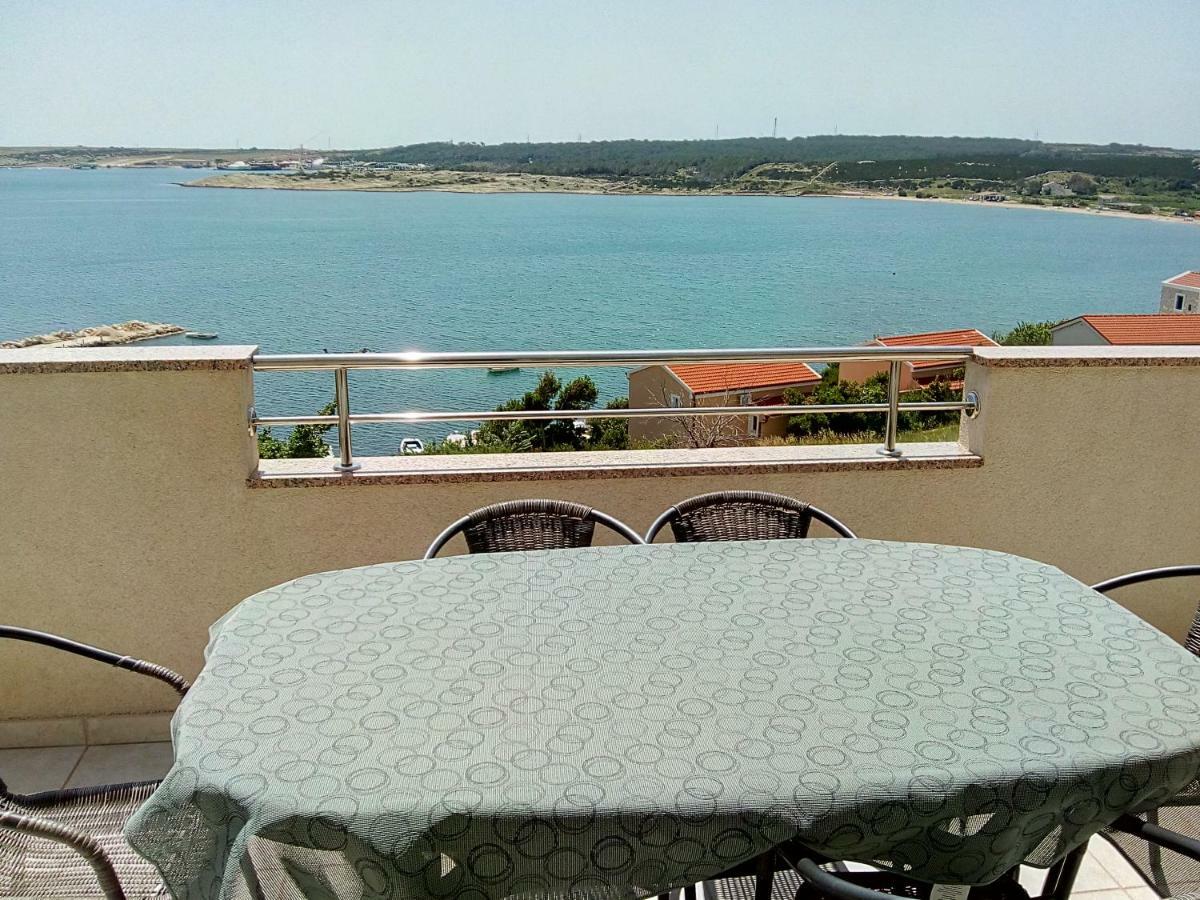 Apartmani Luna Novalja Exterior foto