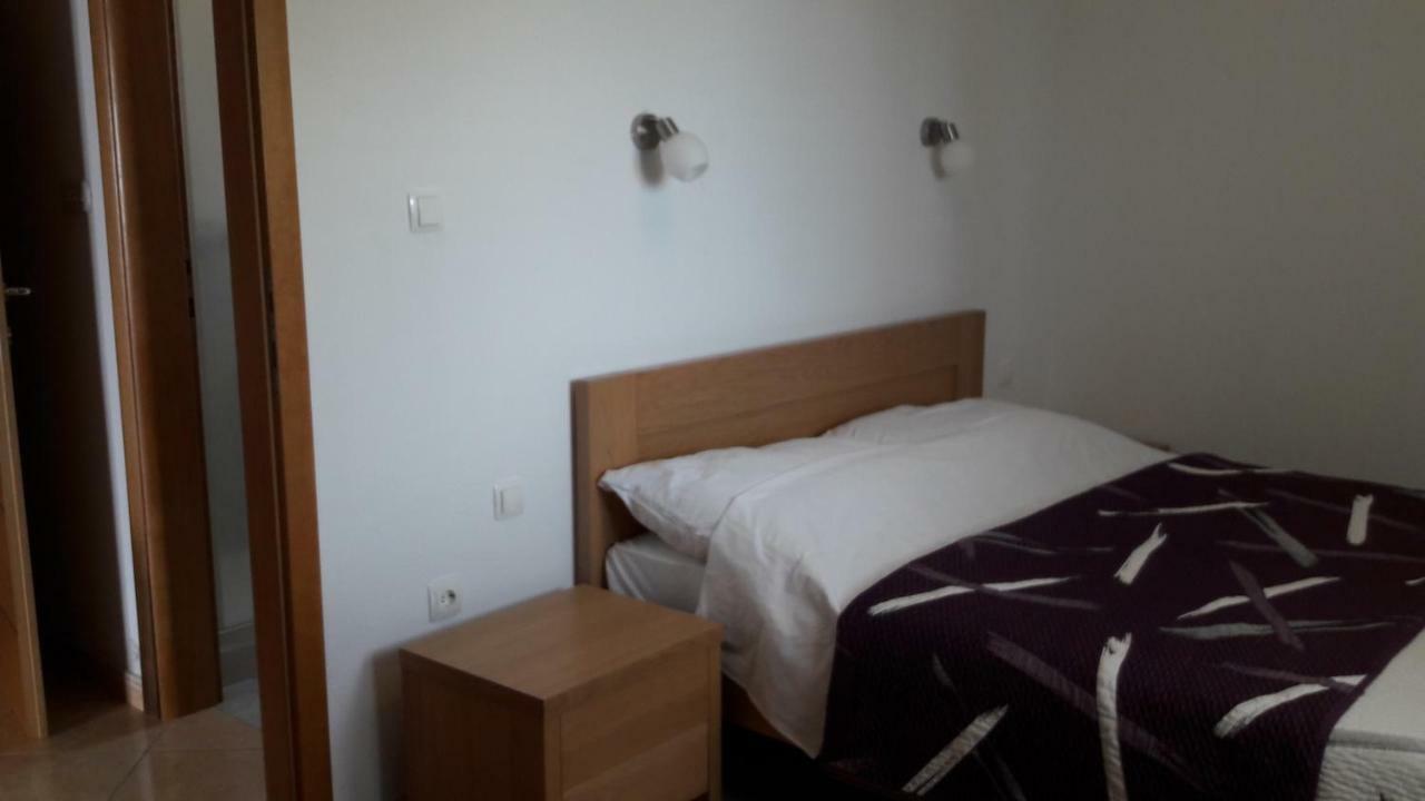 Apartmani Luna Novalja Exterior foto