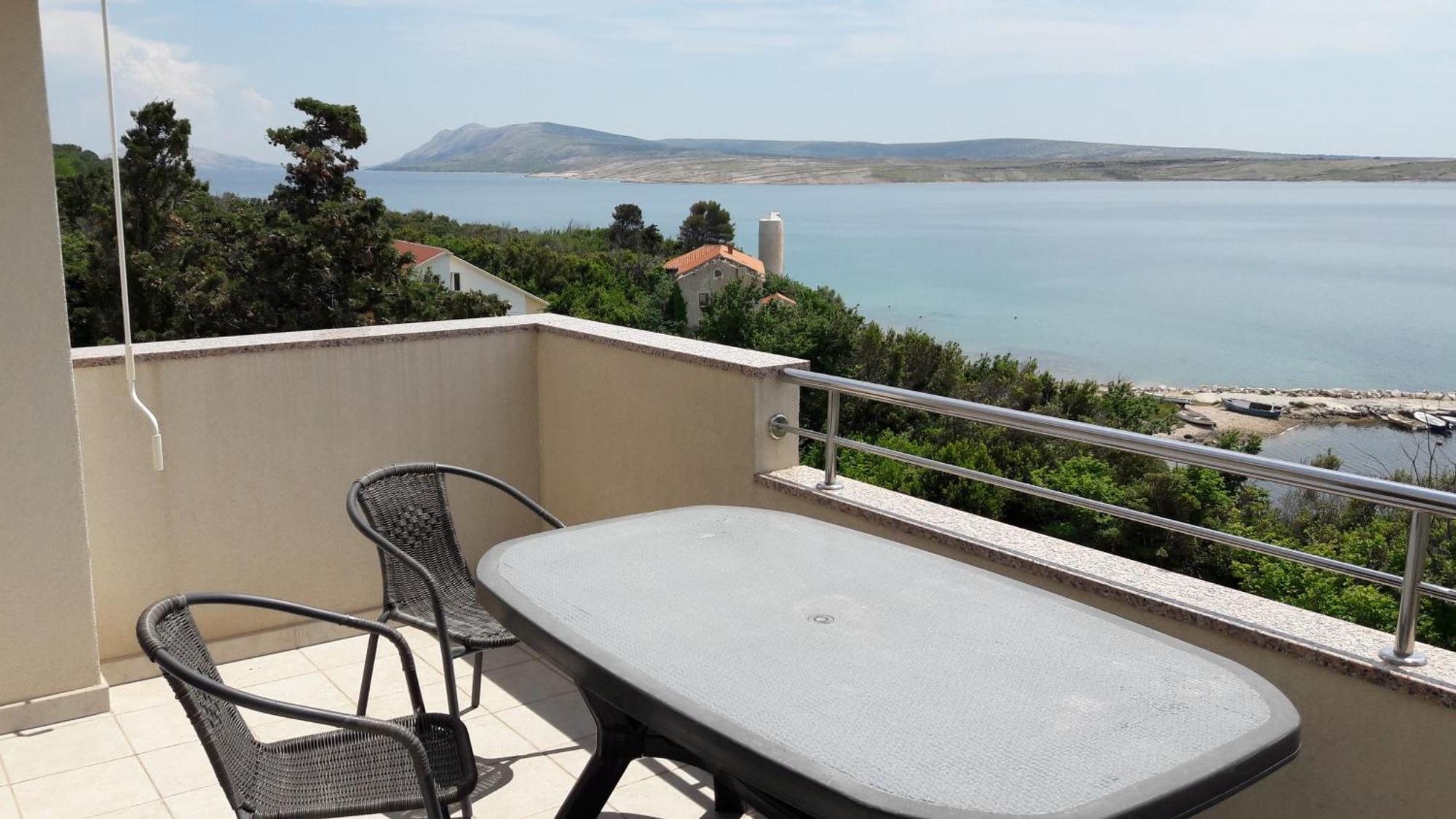 Apartmani Luna Novalja Exterior foto